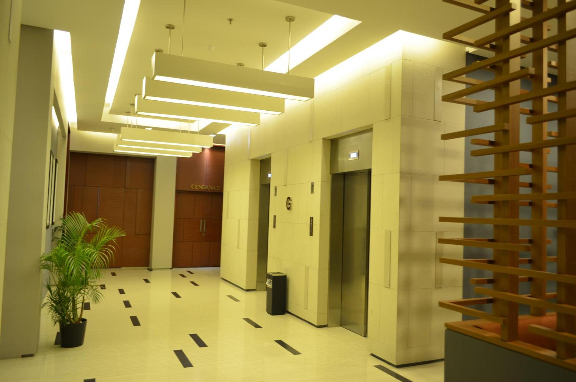Kyriad Hotel Airport Jakarta Тангеранг Екстер'єр фото