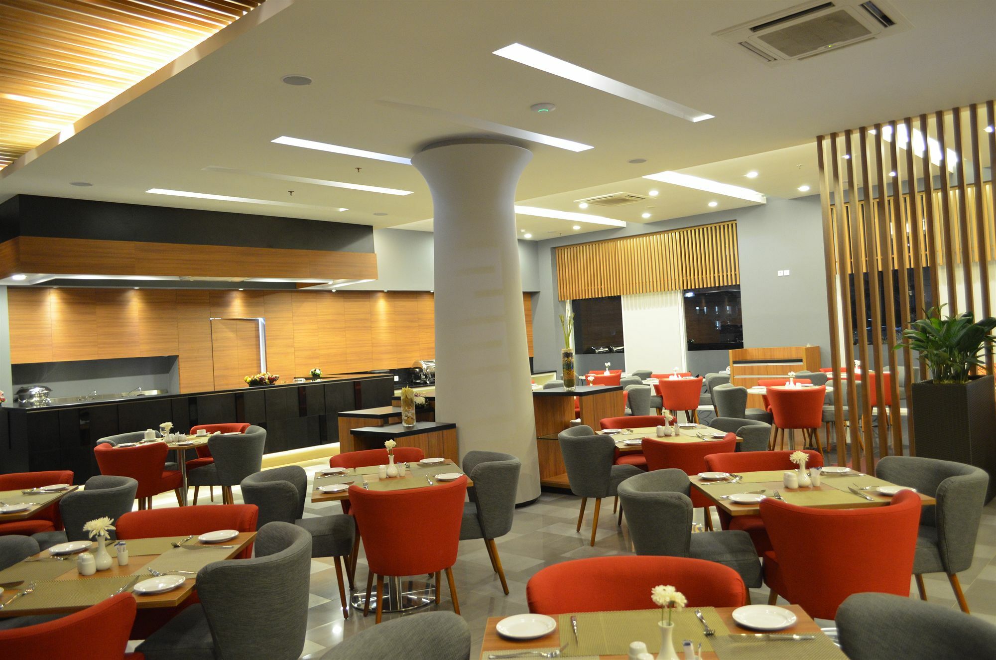 Kyriad Hotel Airport Jakarta Тангеранг Екстер'єр фото