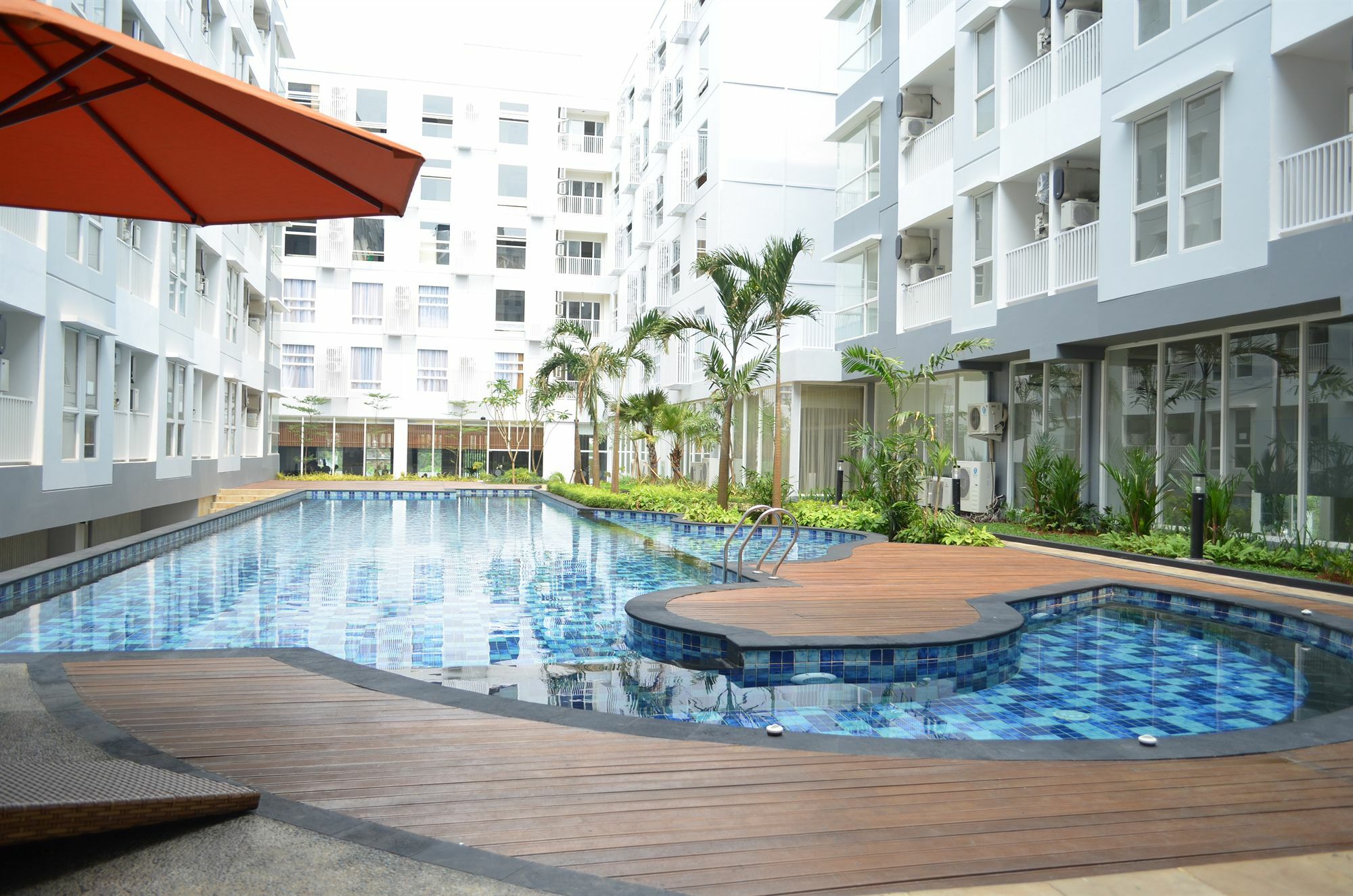 Kyriad Hotel Airport Jakarta Тангеранг Екстер'єр фото